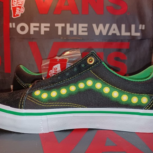 VANS Men\'s 6.5 Shake Junt Old Skool Pro Black/White VN0A347LOV4 main image 9